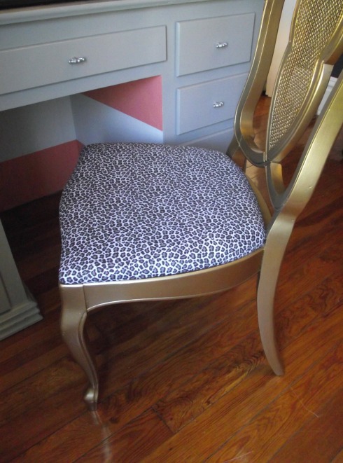 cropped chair2